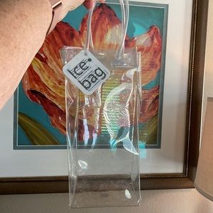 ❄️ ICE BAG ❄️ CLEAR ❄️ 10x4 and 5” handles, card slot on back for promo, NWTags